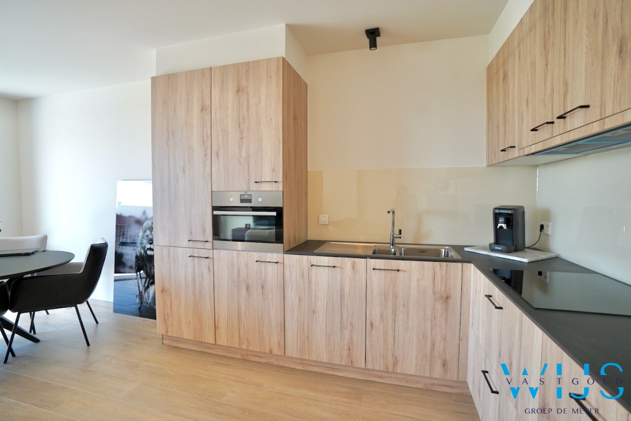 Nieuwbouw appartement in hartje Sleidinge ! 