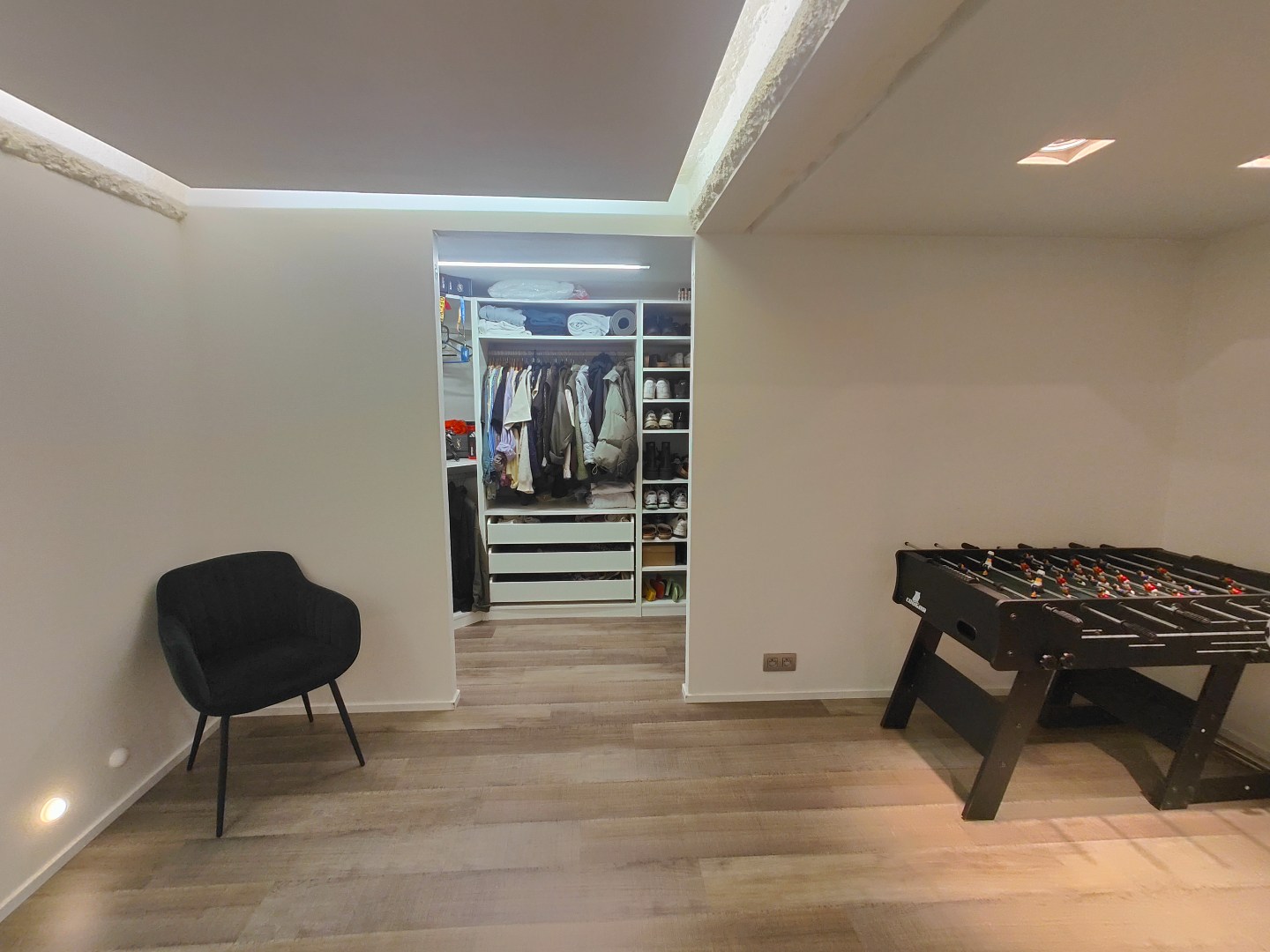 Uniek en modern appartement in het centrum van Ardooie 
