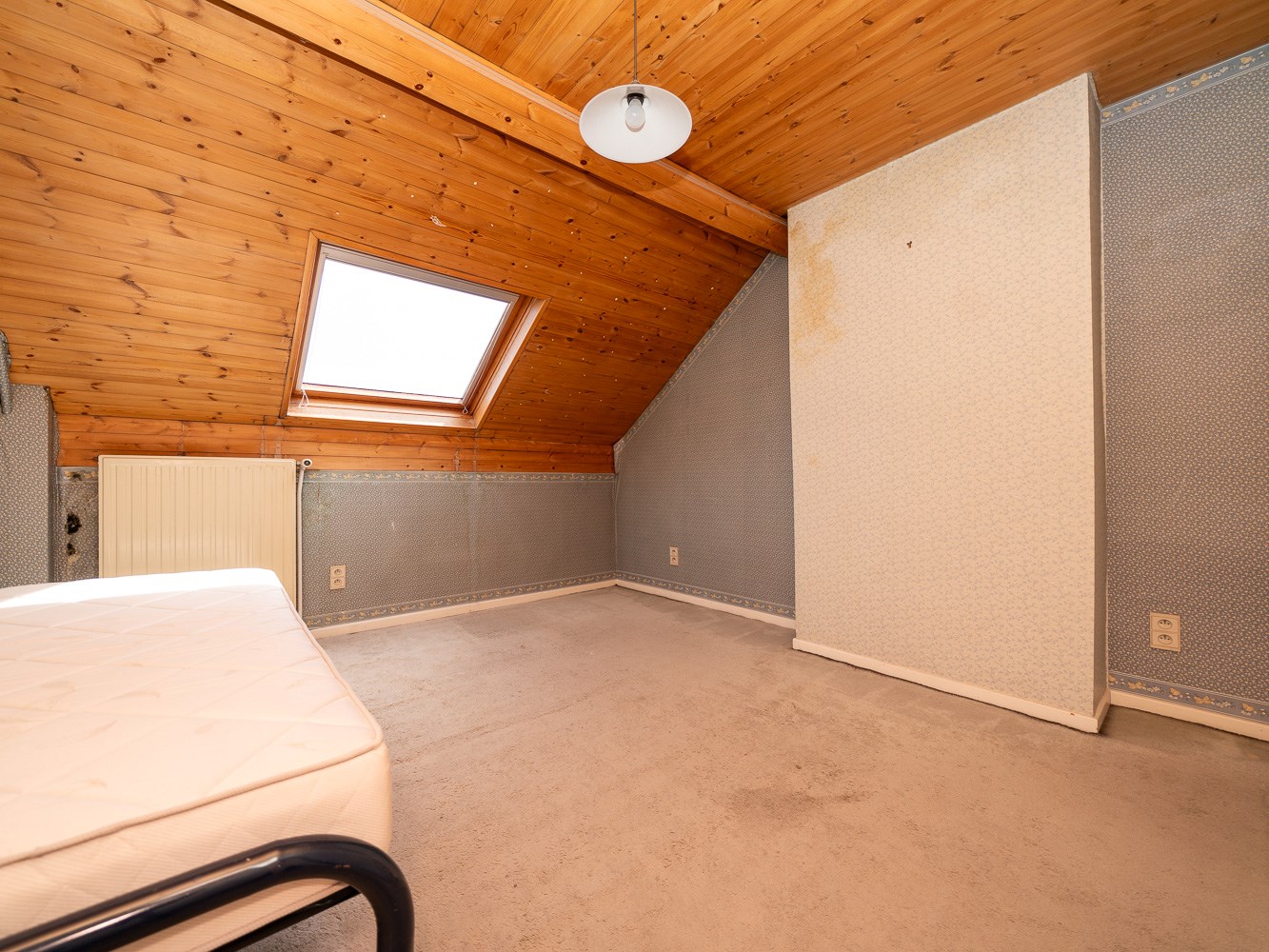 Knappe herenwoning met praktijkruimte en tuin 