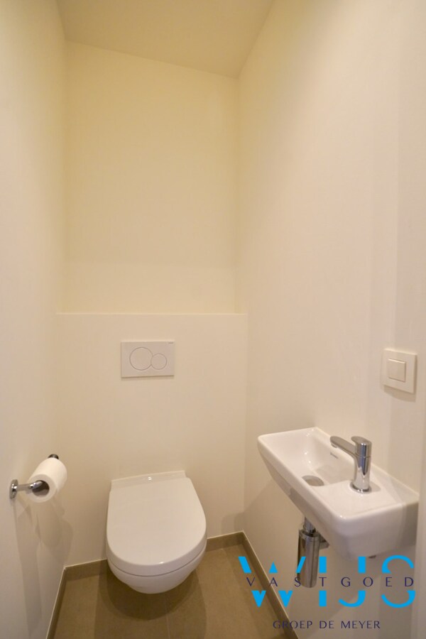 Nieuwbouw appartement in hartje Sleidinge ! 