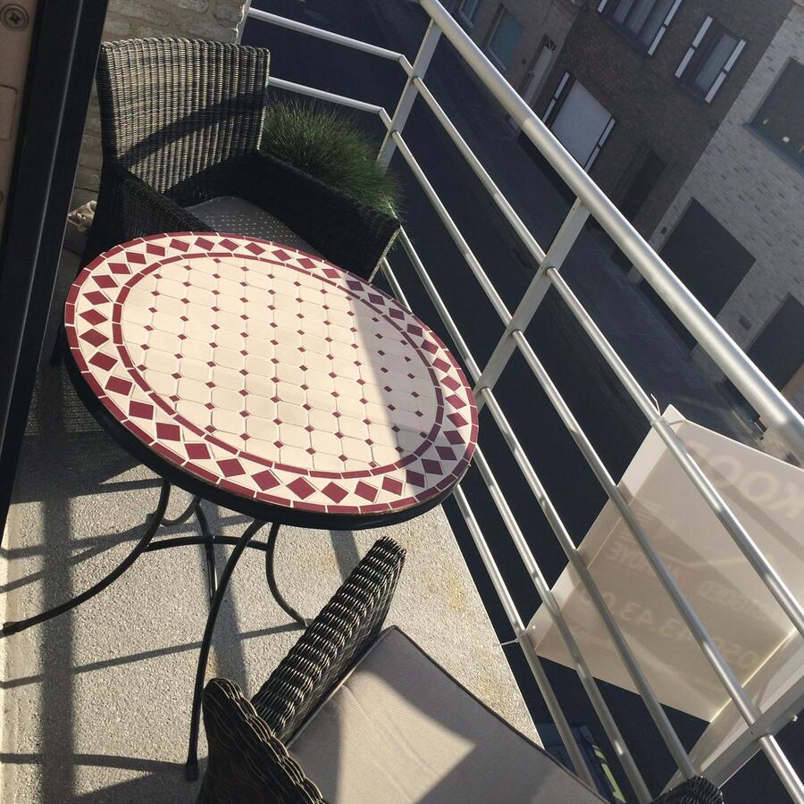 MOOI 2-SLP APPARTEMENT MET ZONNETERRAS EN AUTOSTPL.TE BREDENE 