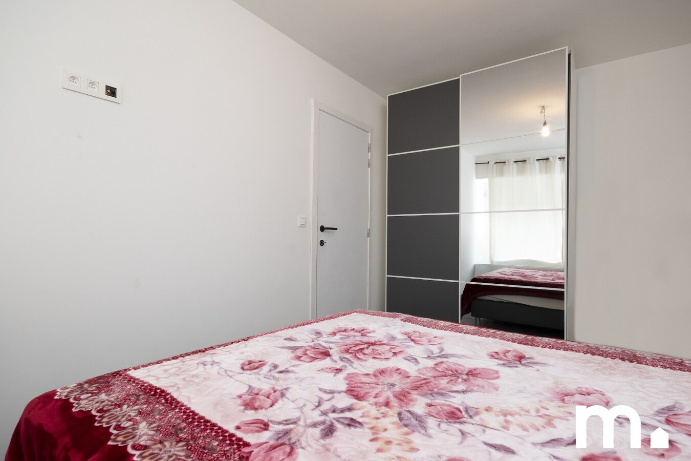 Ruim Instapklaar appartement met 3 slaapkamers ! 