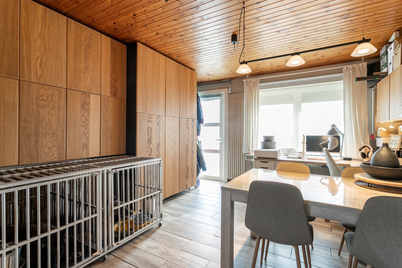 Op te frissen 3-gevel woning 