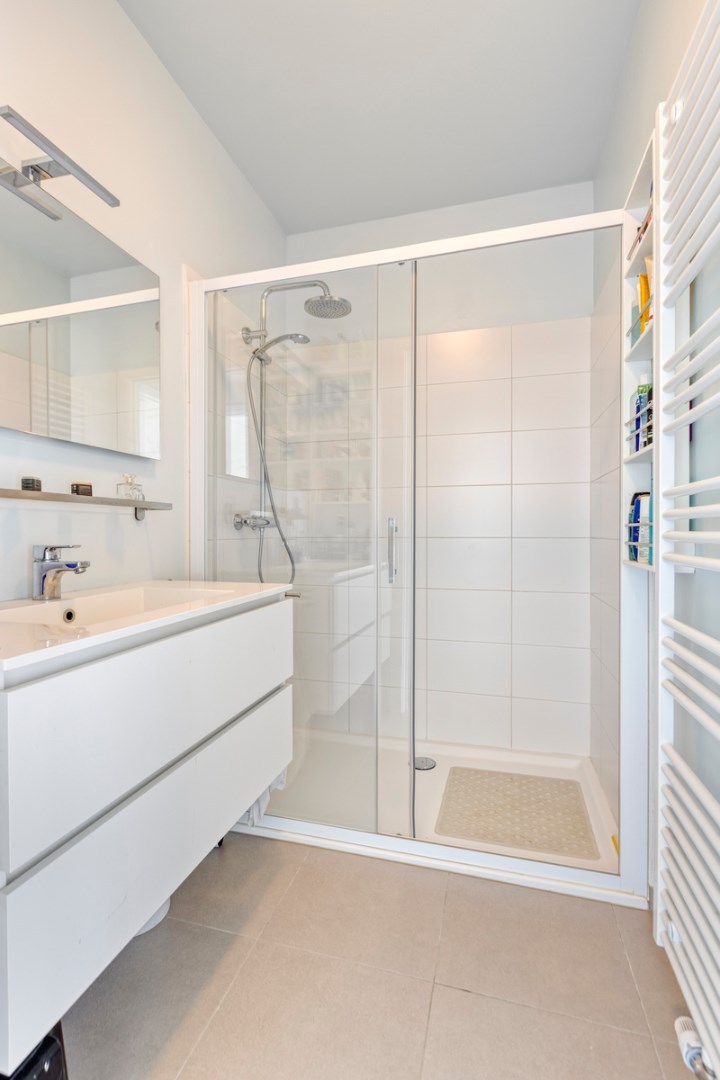 Instapklaar appartement, aangename omgeving randstad Tongeren 