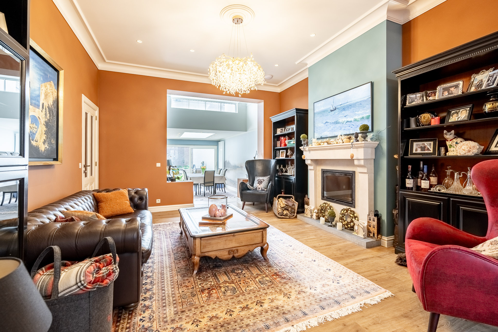 Charmante en karaktervolle herenwoning, met veel smaak gerenoveerd in het centrum van Knokke 