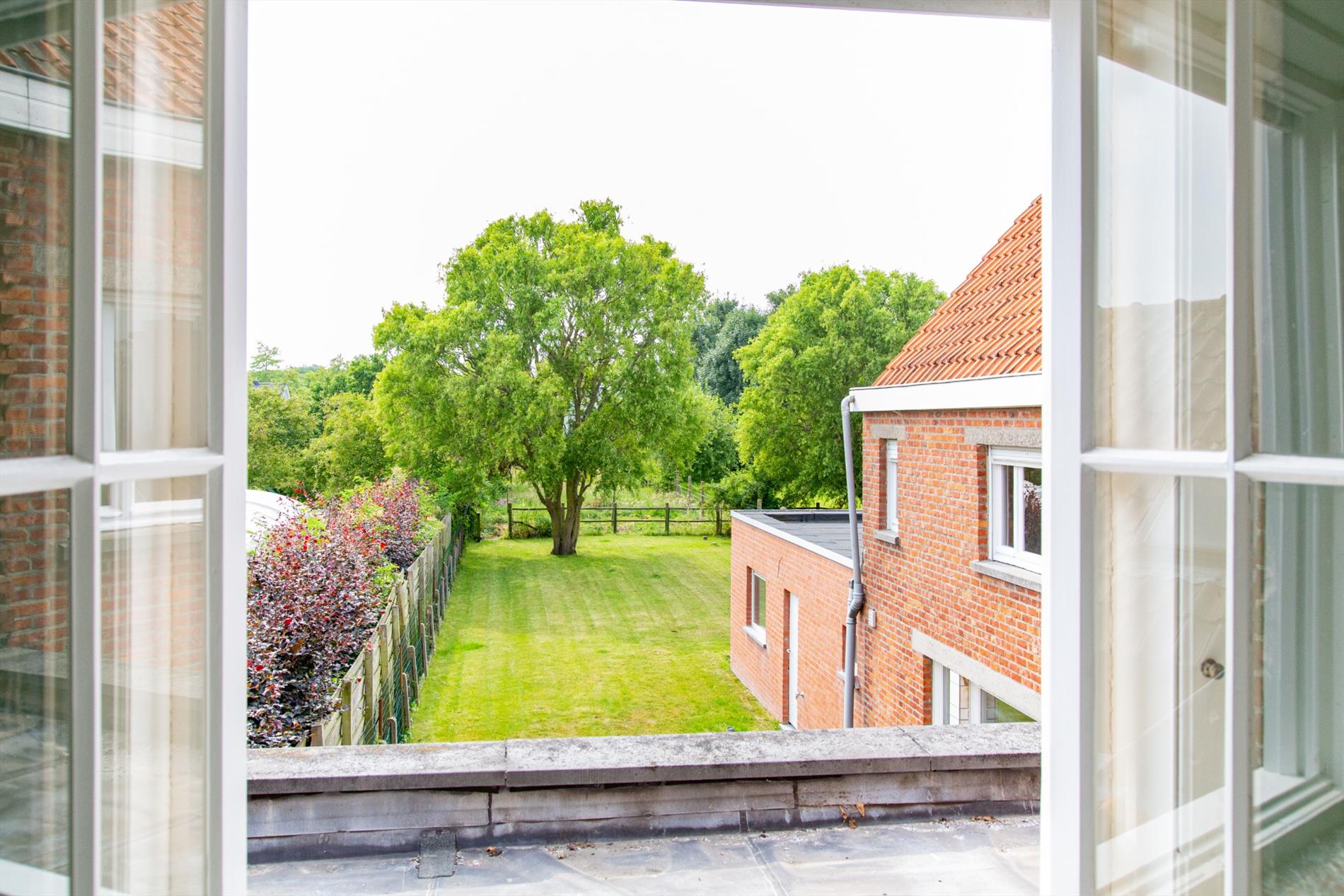 Statige herenwoning op 1.070m² te Maldegem Kleit 