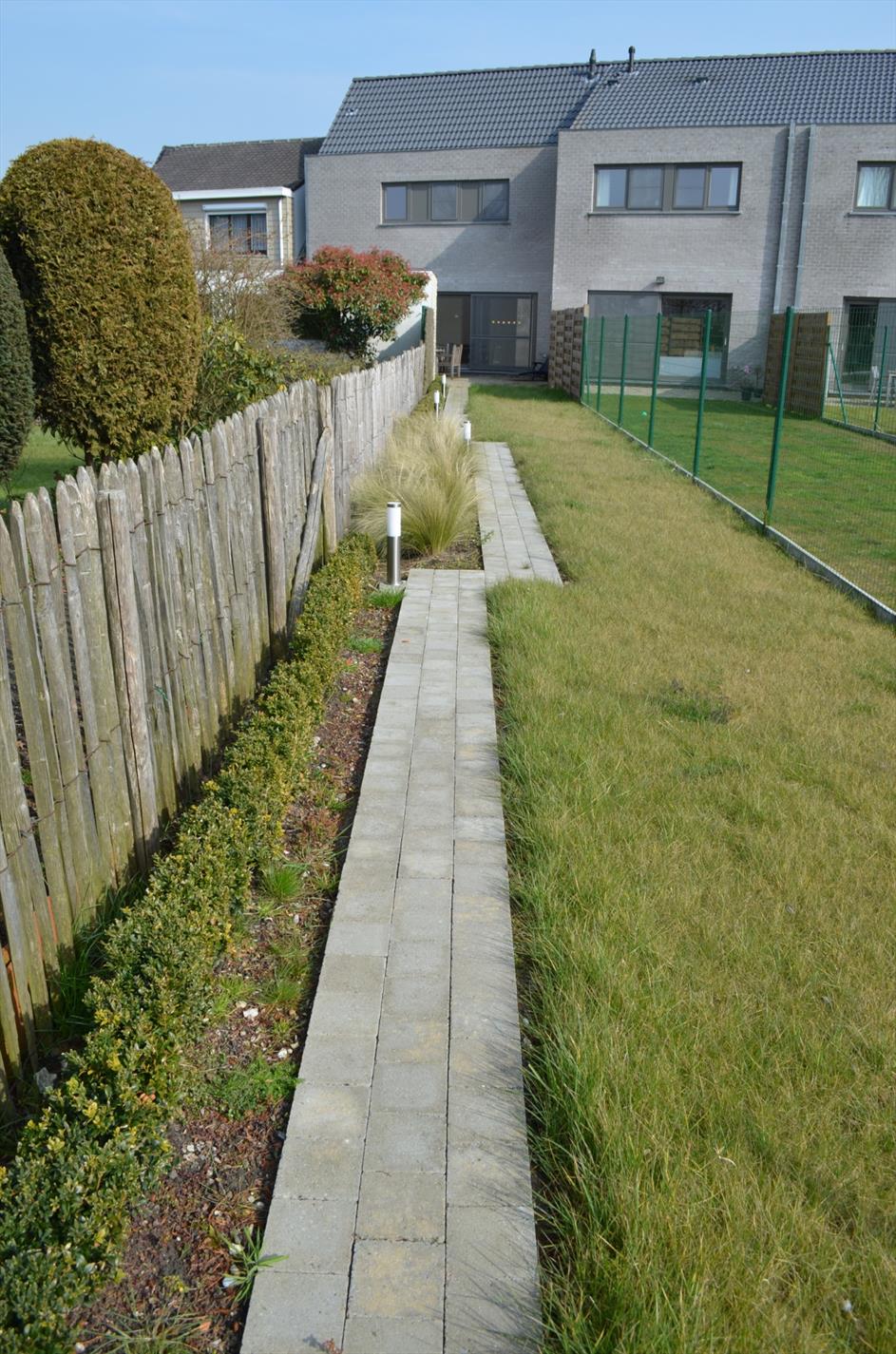 Knappe nieuwbouw gezinswoning te Waarschoot 