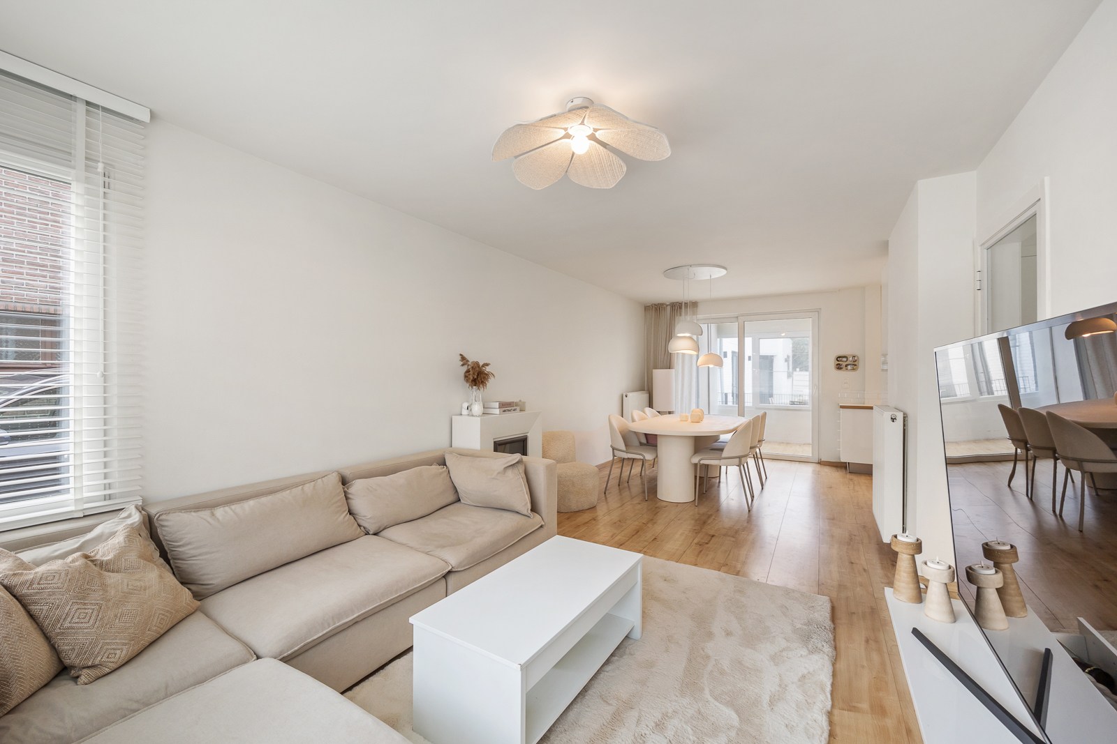 Instapklare woning met 3 slaapkamers op een TOPlocatie te Schoten! 