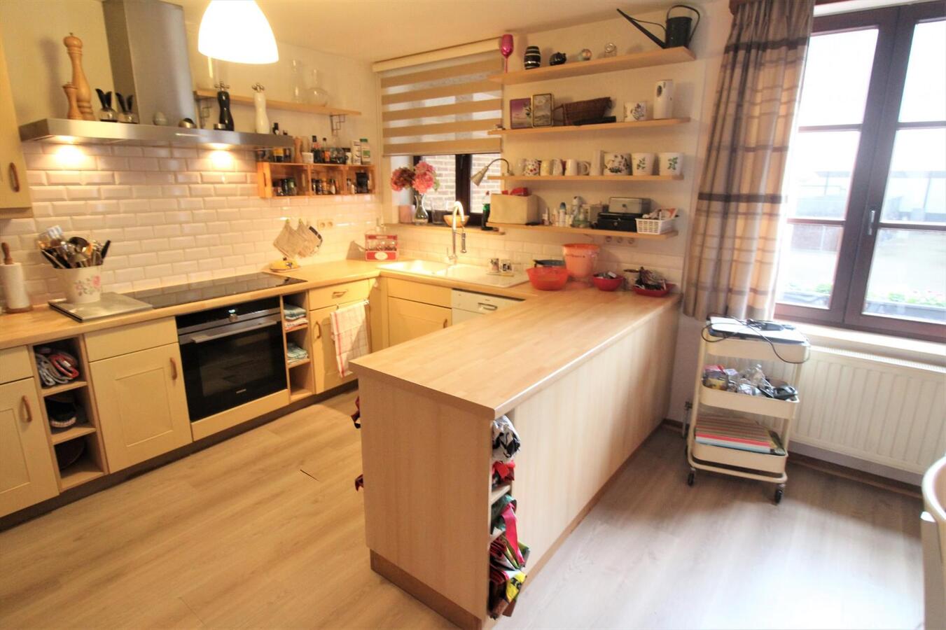 OPTIE - Habitation avec complexe équestre sur environ 4ha à Lennik (Brabant Flamand) 