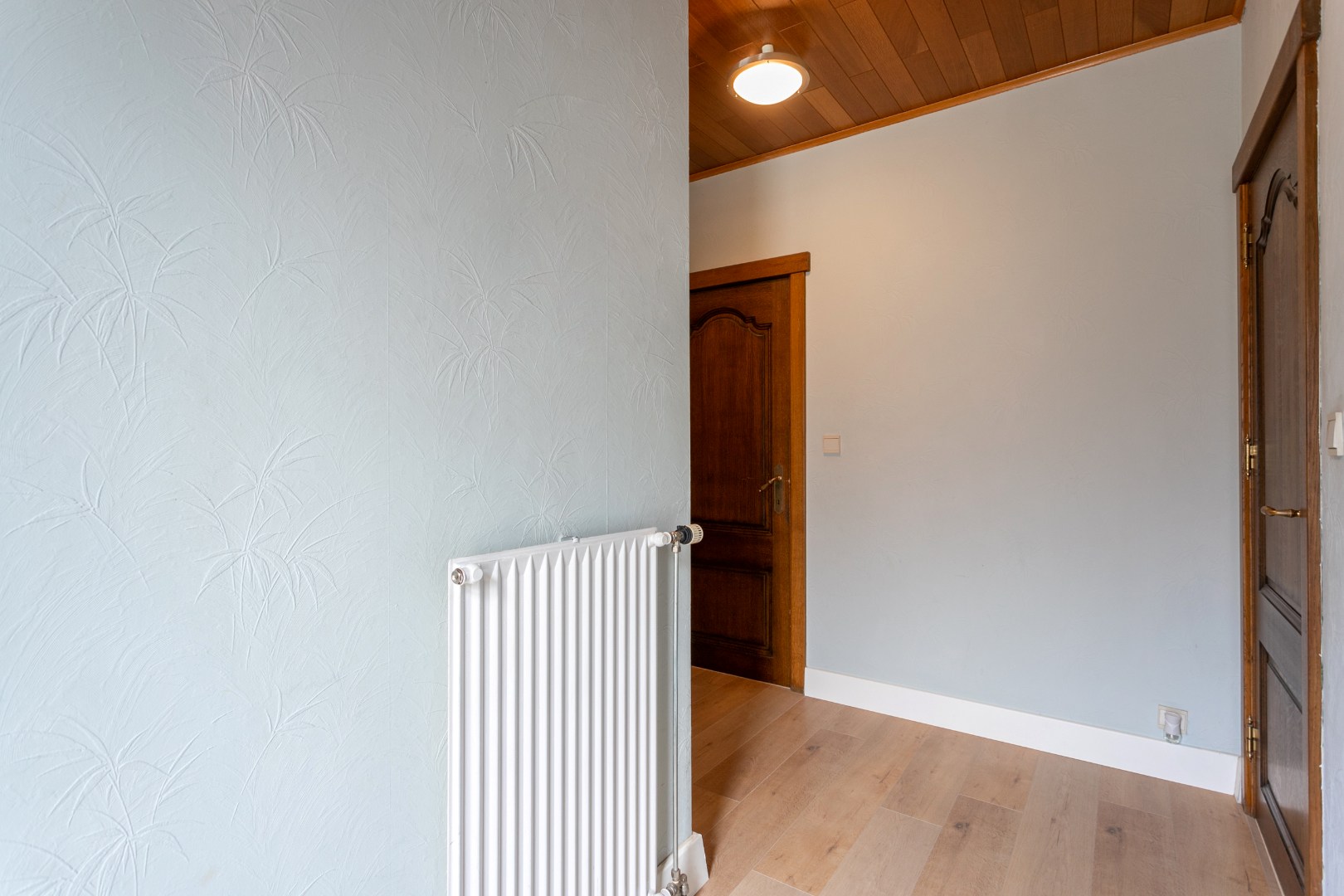 Gerenoveerde 3-gevelwoning met tuin en 4 slaapkamers te Sint-Genesius-Rode 