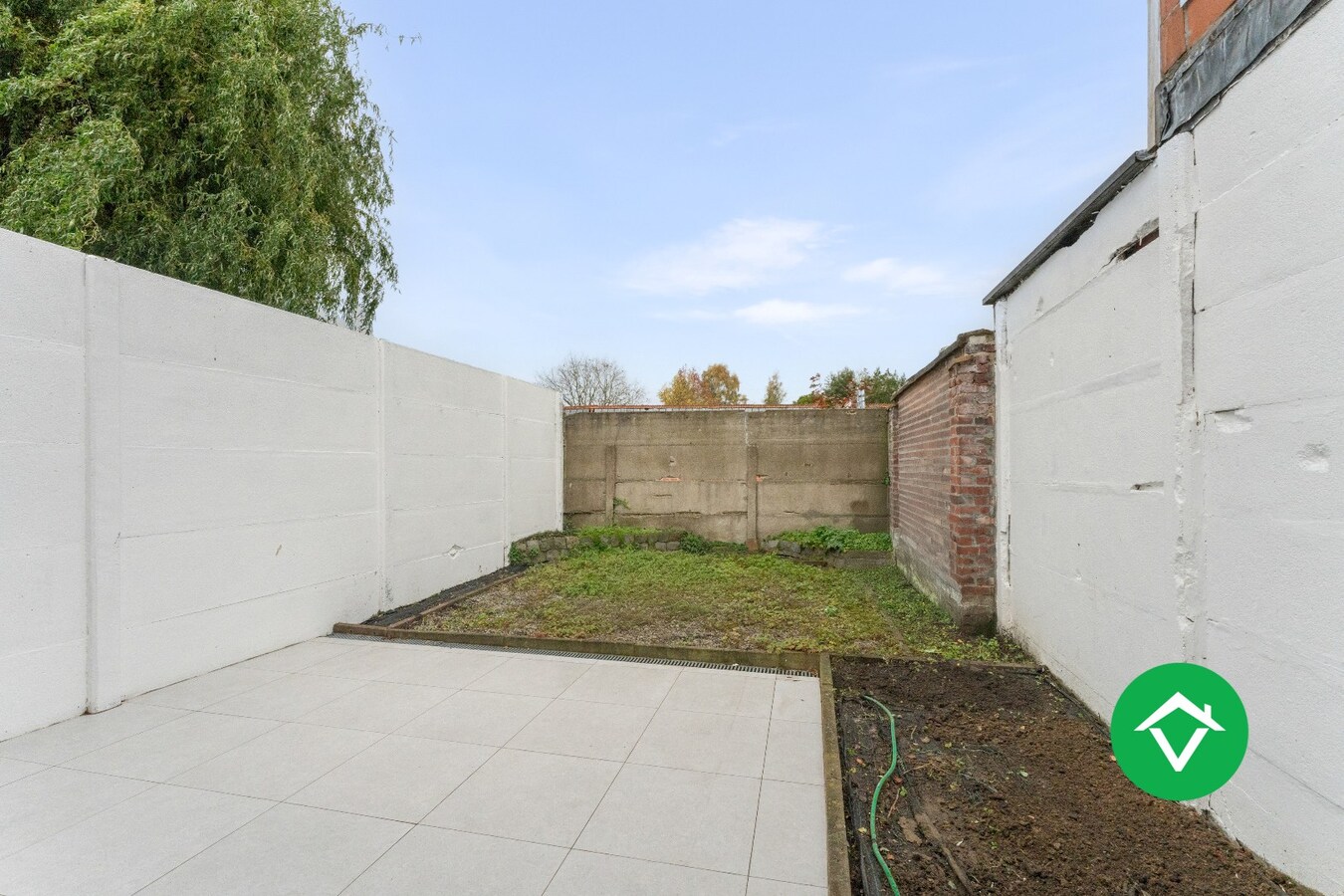 Rijwoning met 4 slaapkamers en stadstuin op centrale ligging te Roeselare 