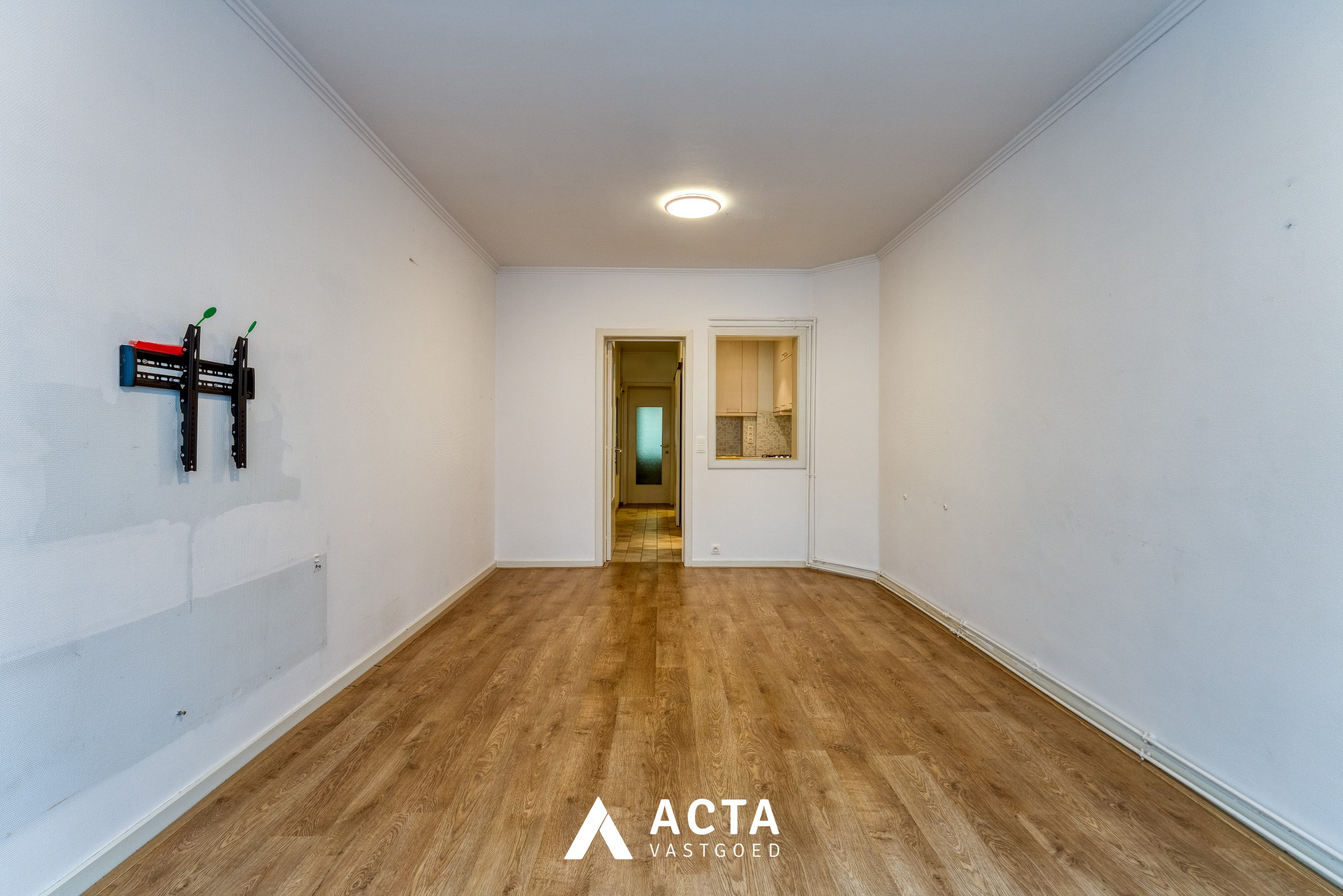 Appartement met één slaapkamer en terras in Mariakerke 