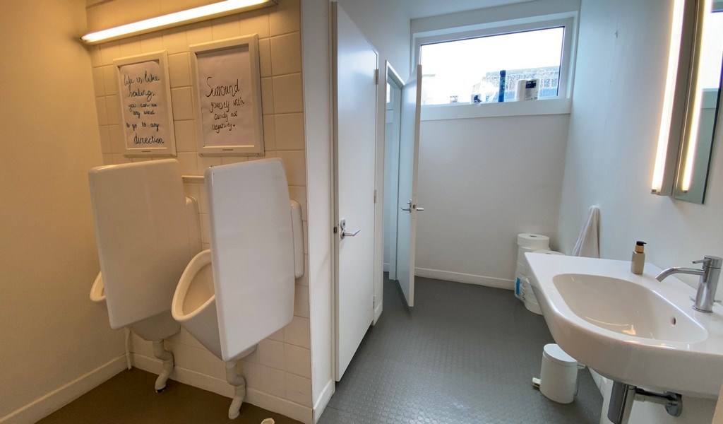 Stijlvolle kantoren te huur in National gebouw in Antwerpen