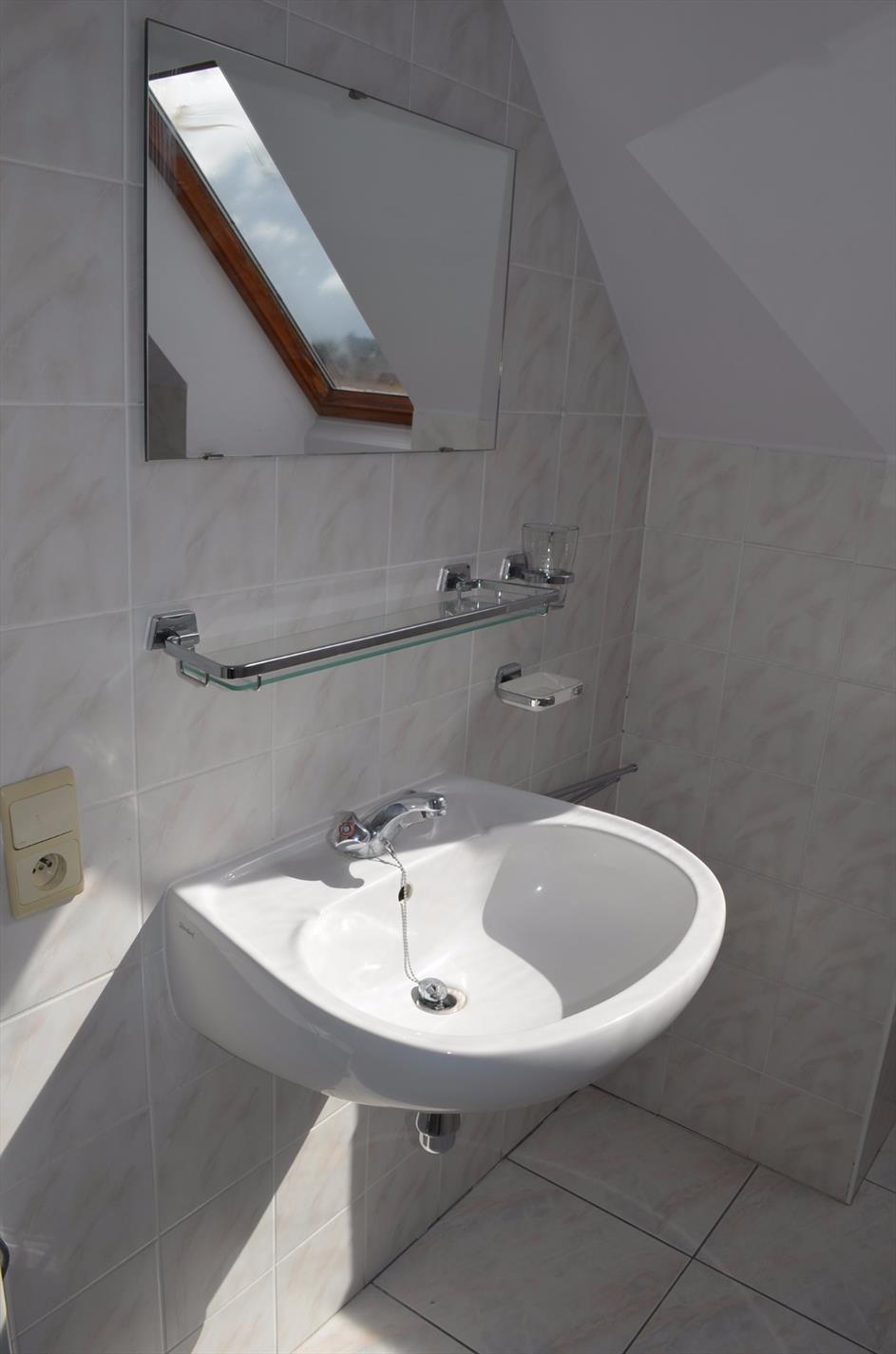 Appartement met 2 slpks, zuidelijk terras en garage te ADEGEM 