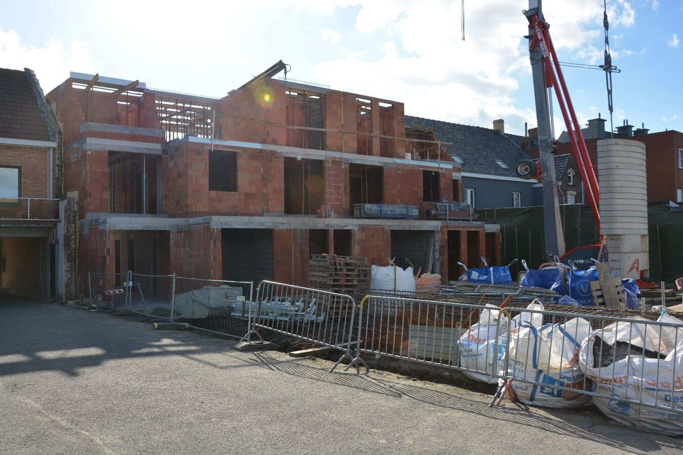 Gelijkvloers nieuwbouwappartement met grote tuin 