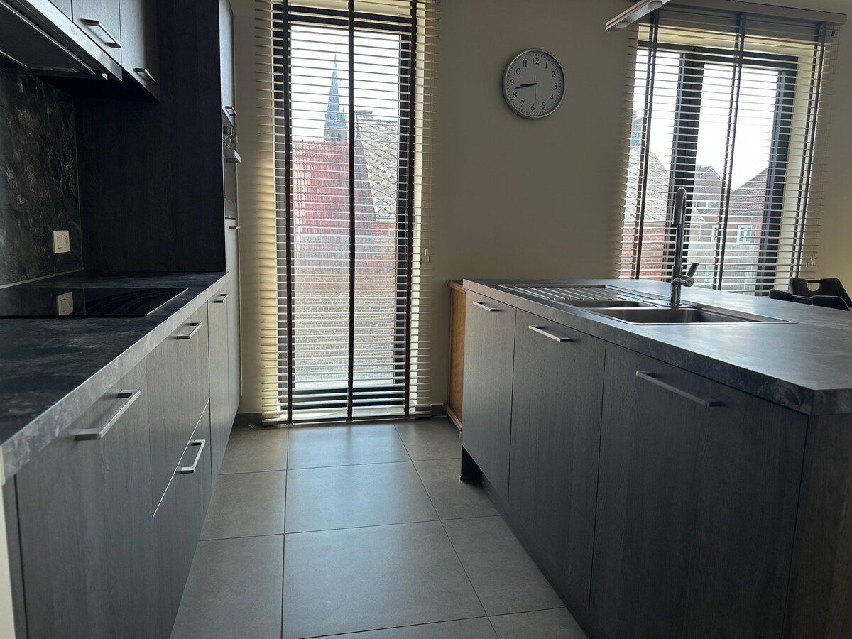 Recent appartement met 2 slaapkamers en terras 
