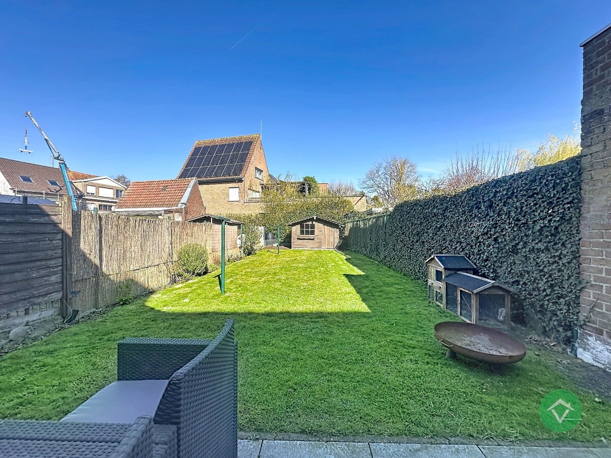 Instapklare woning met 3 slaapkamers en zonnige tuin op topligging in Torhout 