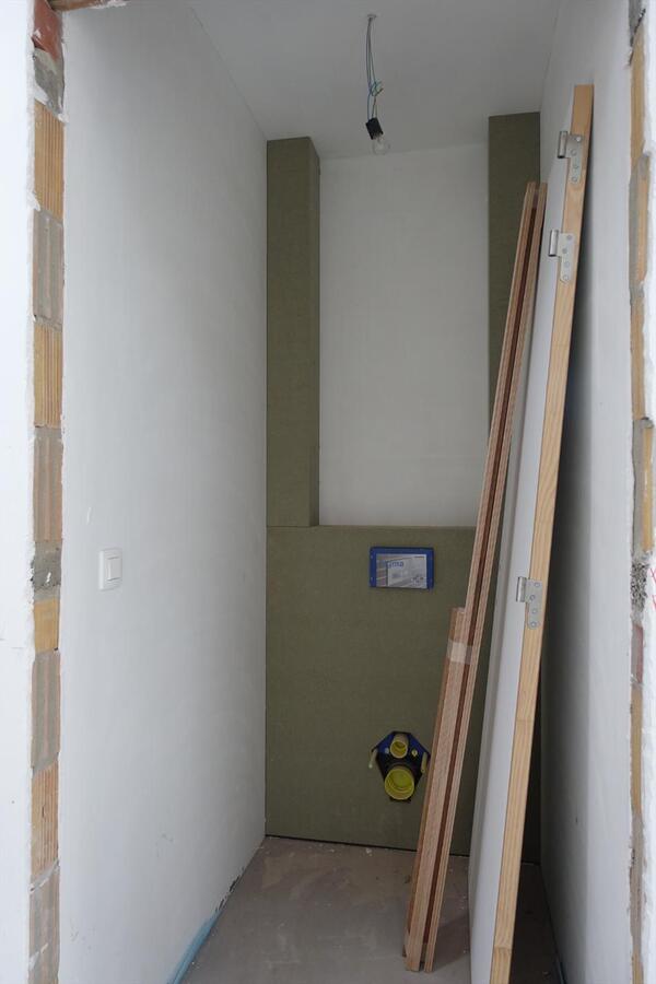 Hoek-assistentiewoning in nieuwbouwresidentie 