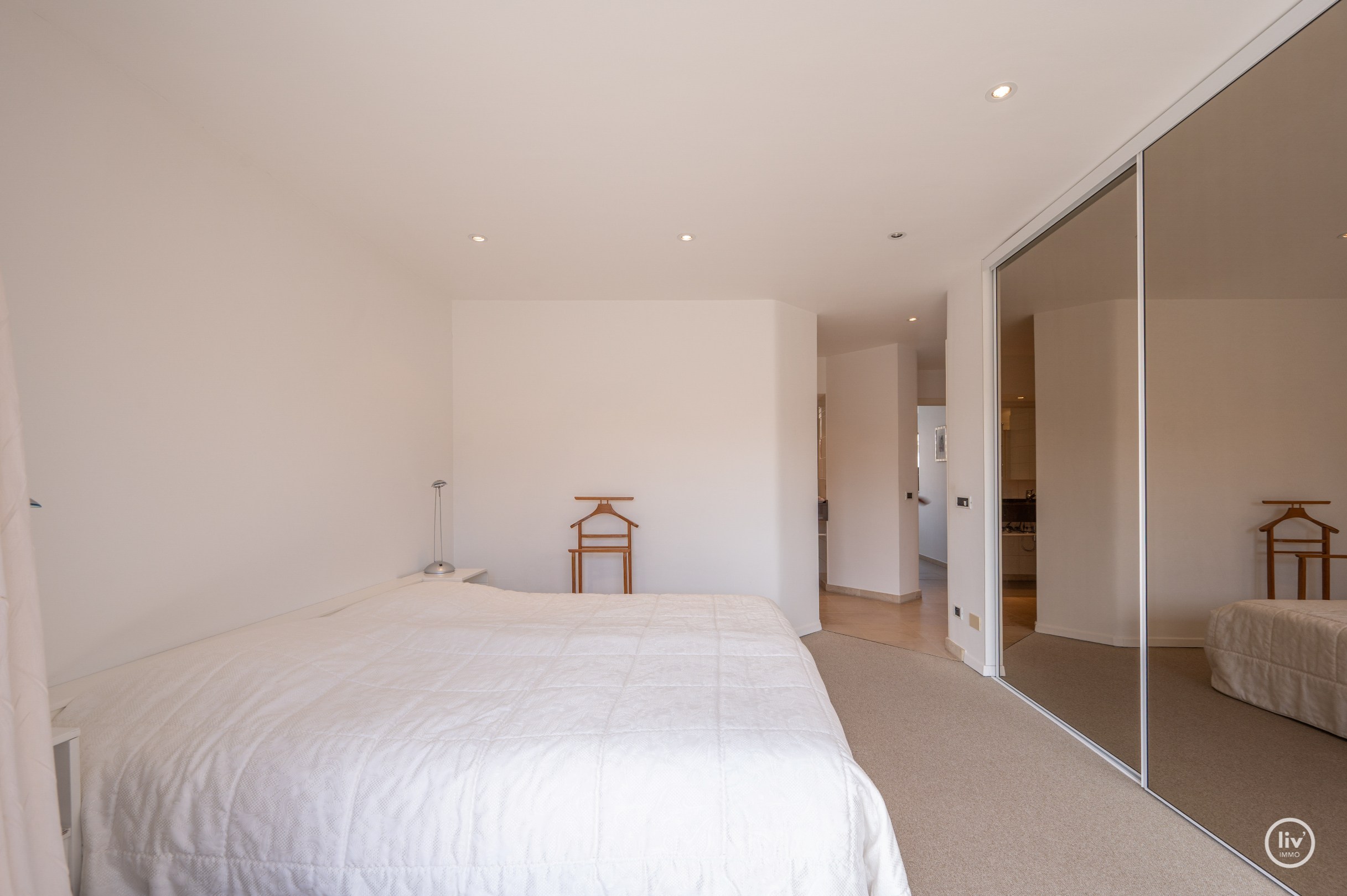 Overname Aandelen - Penthouse met Garagebox 