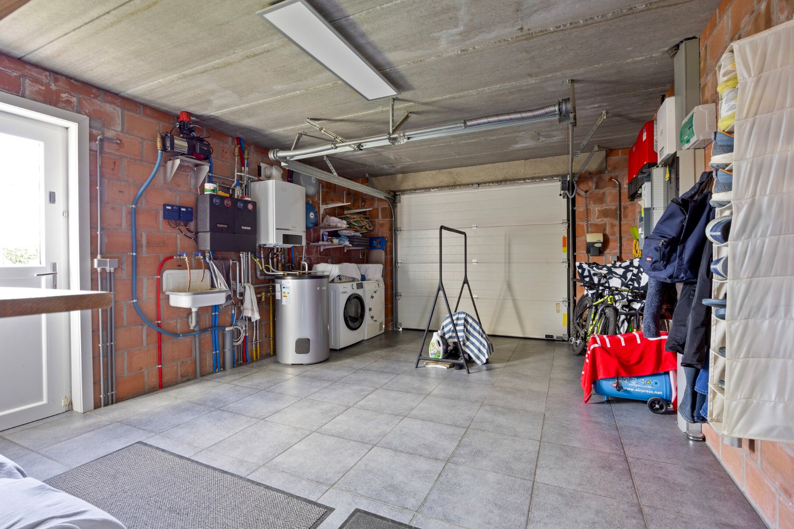 garage