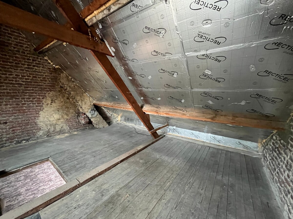 Te renoveren half open bebouwing te Gavere 