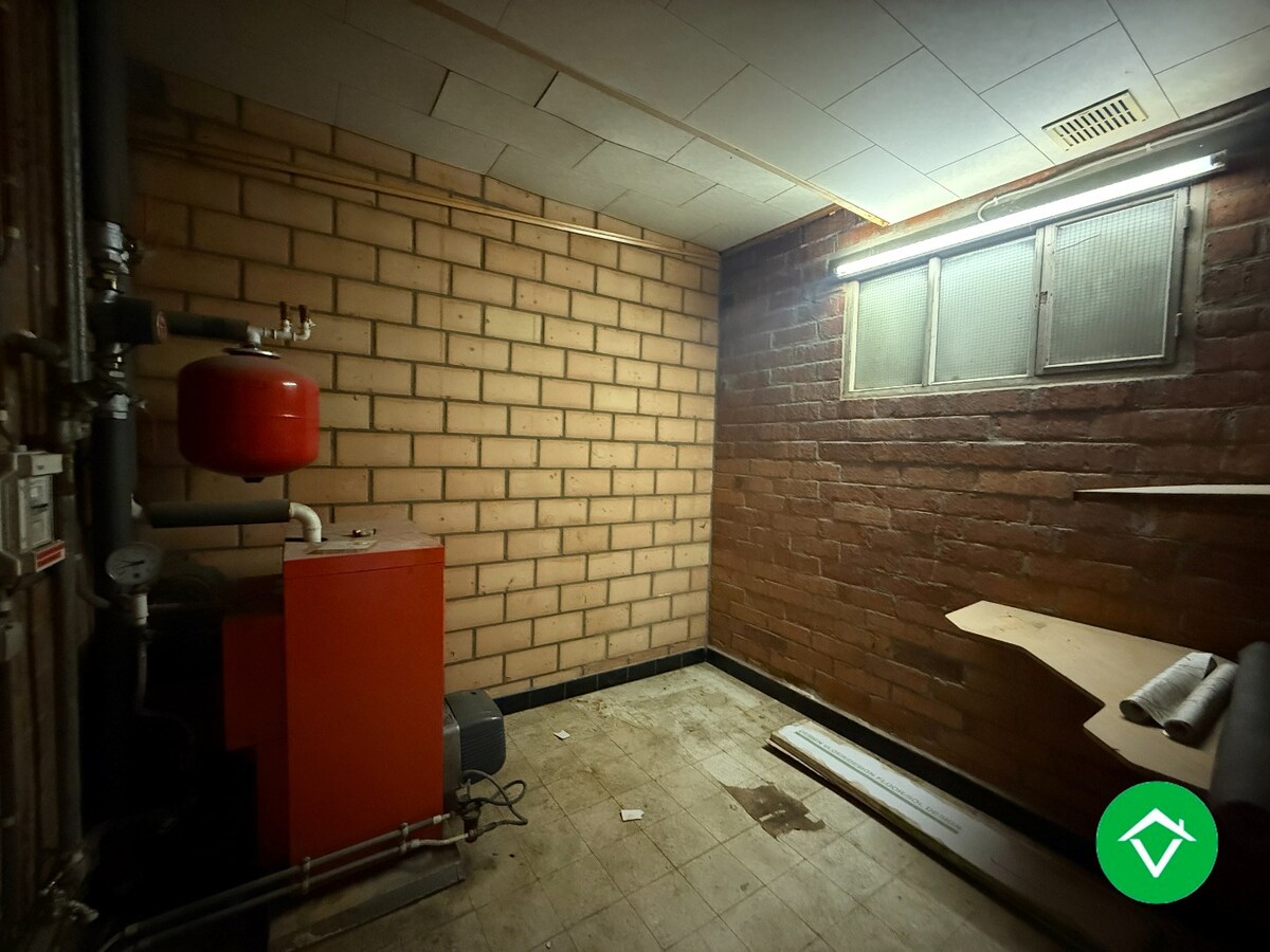 Gelijkvloerse woning met 3 slaapkamers, dubbele garage en tuin 