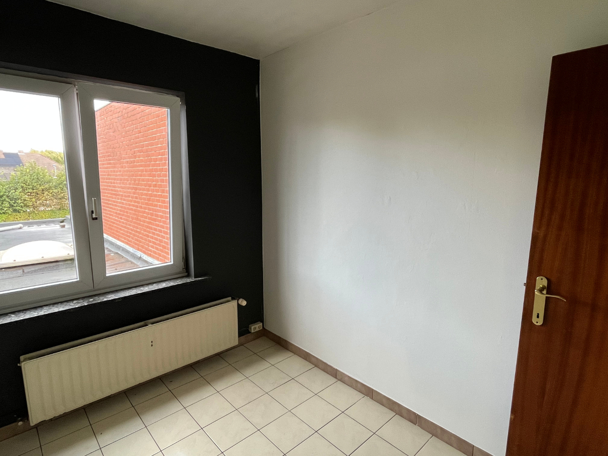 Ruim 2-slpk-appartement mét terras te Gavere-Asper 