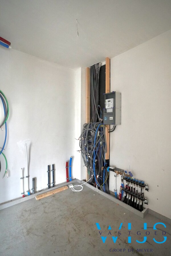 Nieuwbouw in aangename woonwijk te Oosteeklo ! 