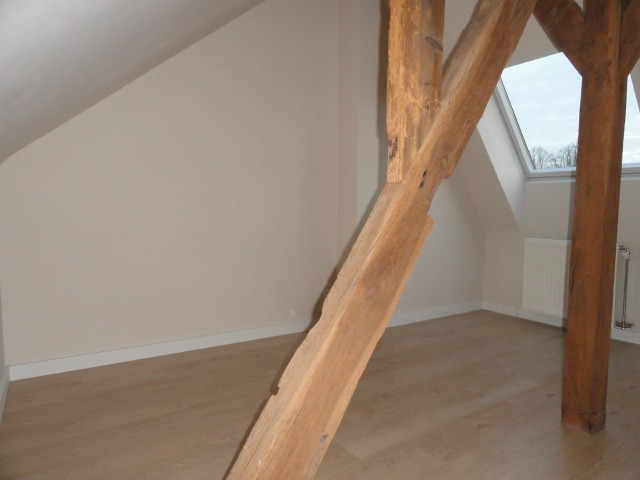 Ruime woning met garage 