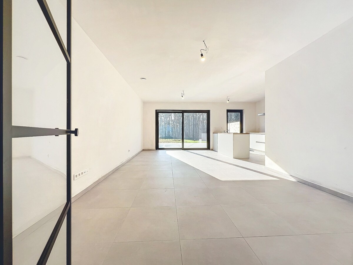 Tiptop afgewerkte nieuwbouw BEN-woning te Grotenberge, 6% BTW mogelijk 