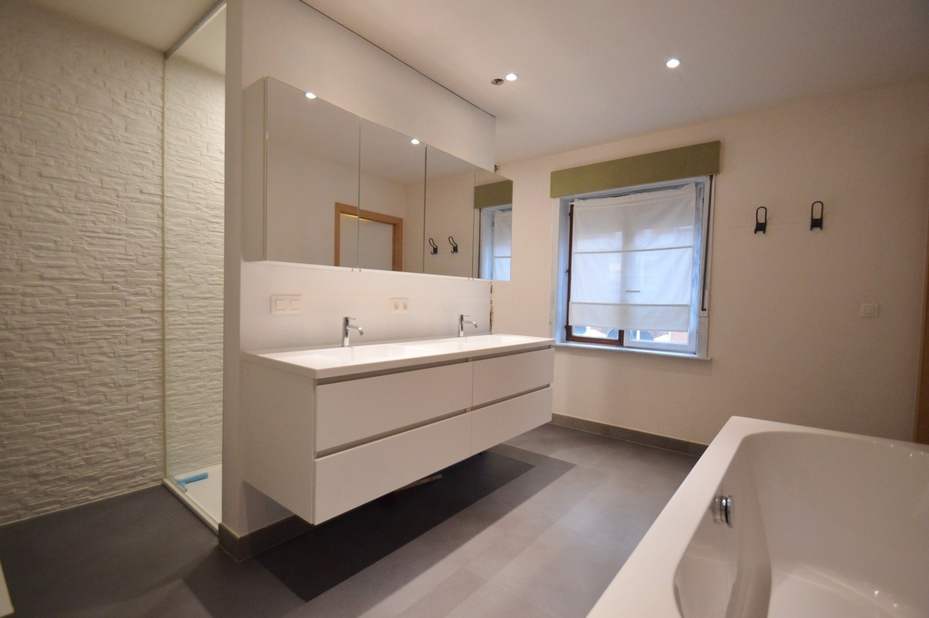 Knap gerenoveerde gezinswoning - Heist 