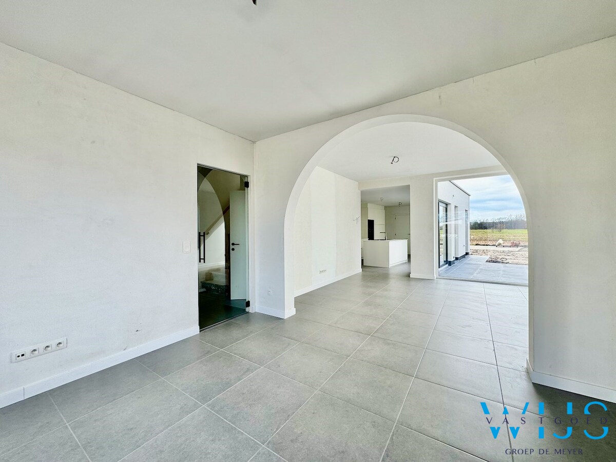 Volledig gerenoveerde TOPwoning te koop in Ertvelde ! 