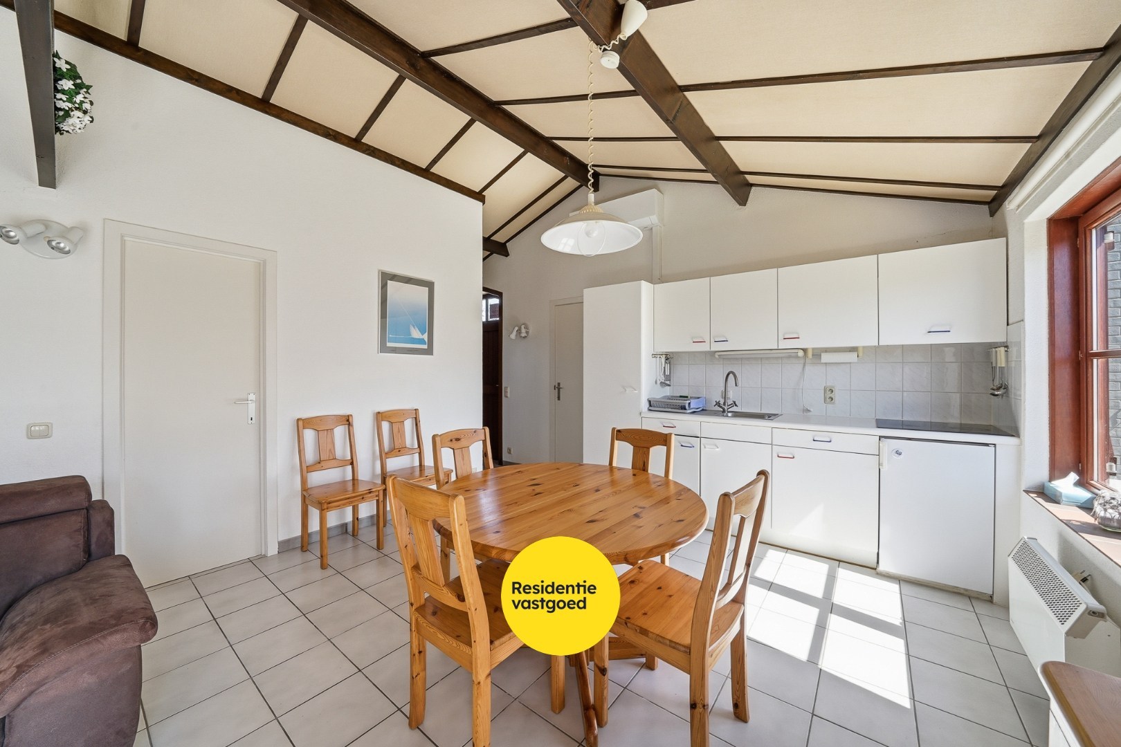 Instapklare vakantiewoning met zonnige tuin en 2 slaapkamers 