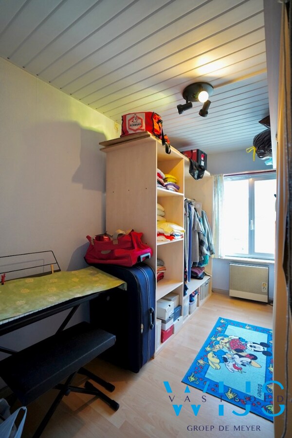 Interessante te renoveren woning met 4 slaapkamers in het centrum van Destelbergen 