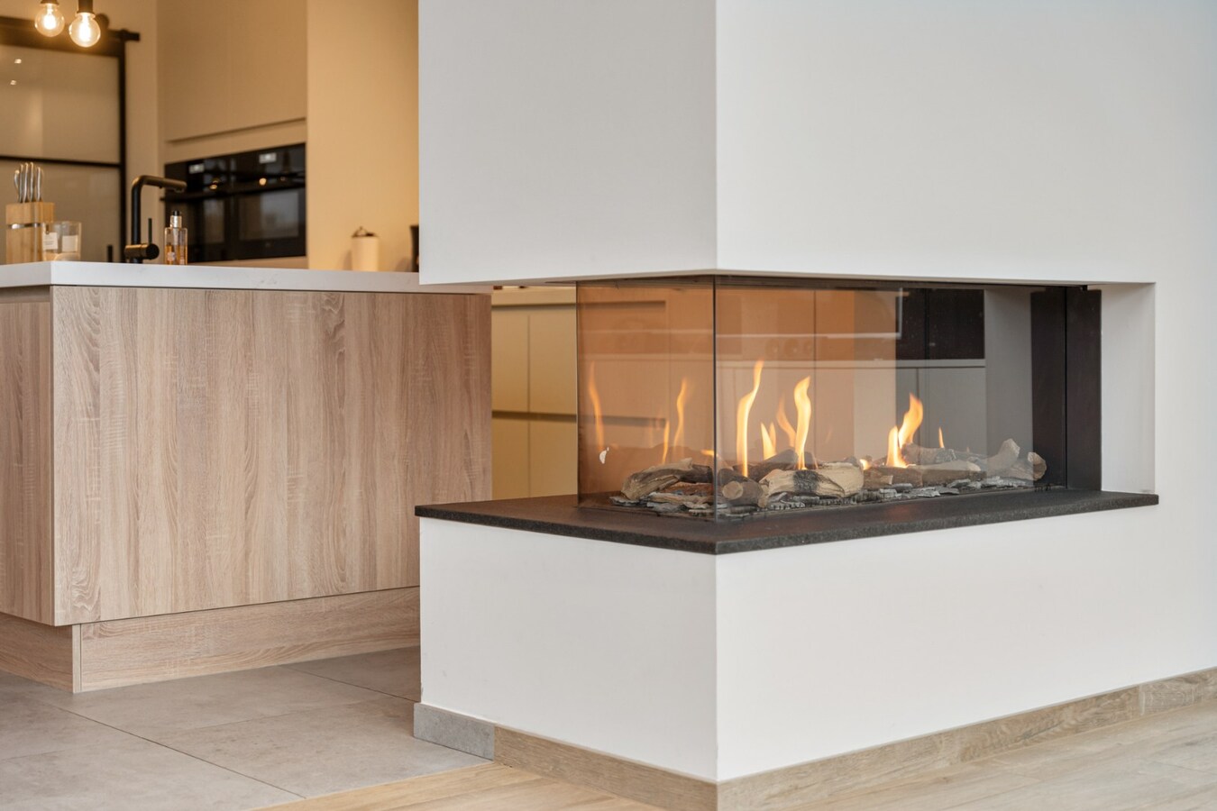 Recente, goed afgewerkte gezinswoning op een perceel van 5a15ca nabij het dorpscentrum van Opoeteren! 