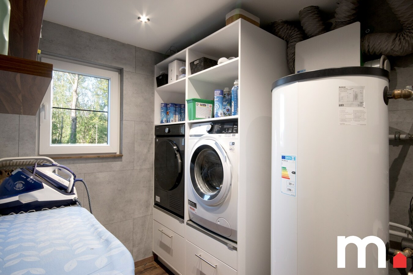 Instapklare woning te Kuurne op 405 m² met 4 Slaapkamers en inpandige dubbele garage! 