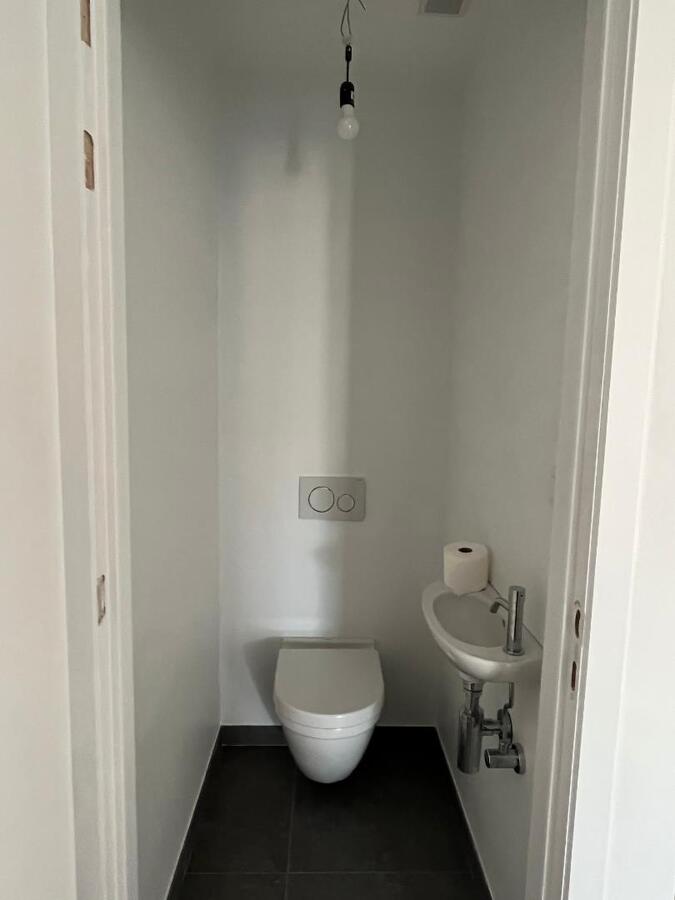 Moderne, hoogwaardige half open bebouwing te Eke ! 