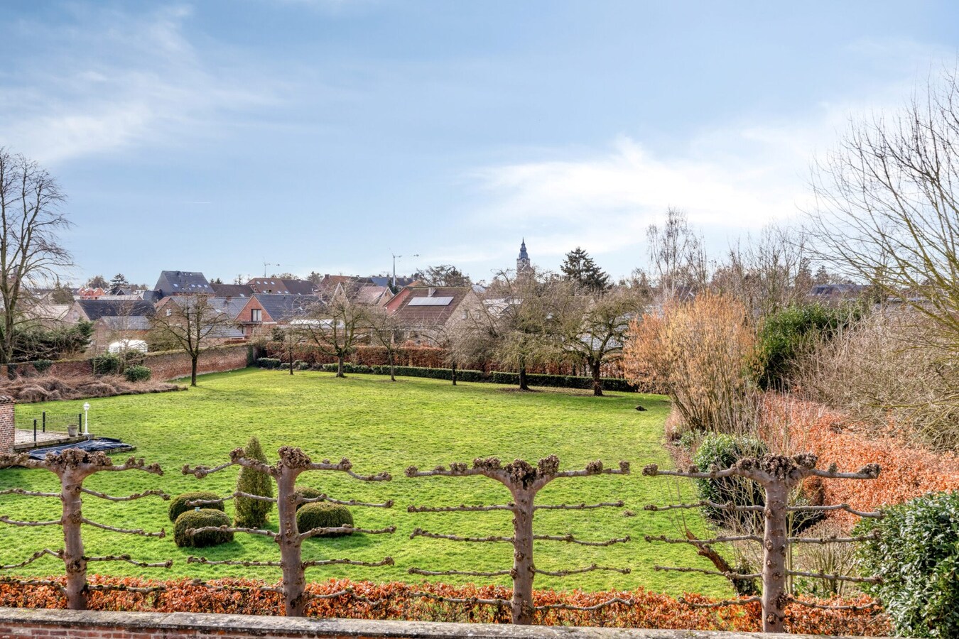 Halfopen bebouwing met 3 slaapkamers te Hoegaarden 