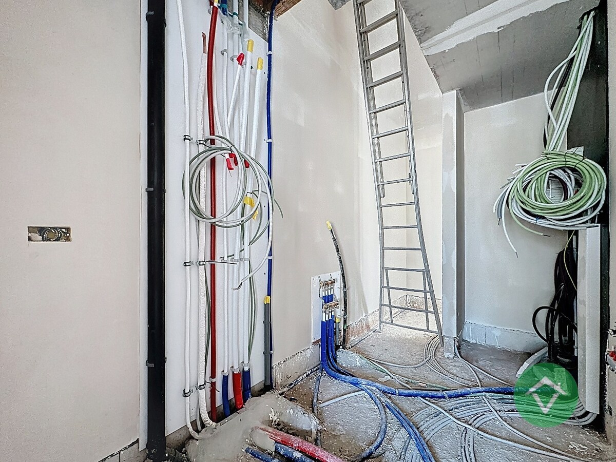 Nieuwbouwwoning met 4 slaapkamers en tuin te Lombardsijde 