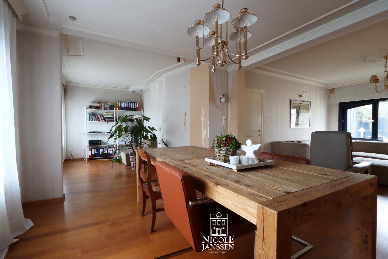 Leuk leeshoekje/bureelhoekje