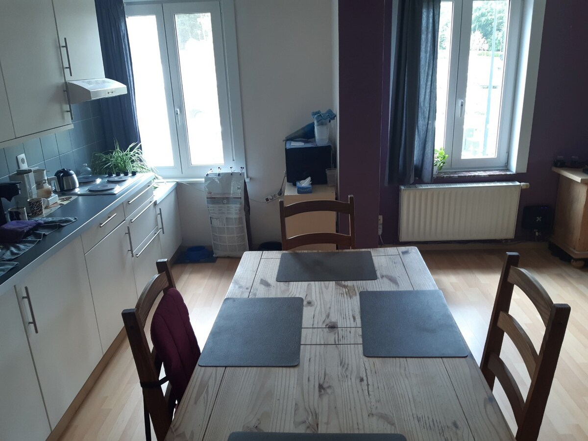 2 slpk-appartement op de markt van Gavere! 