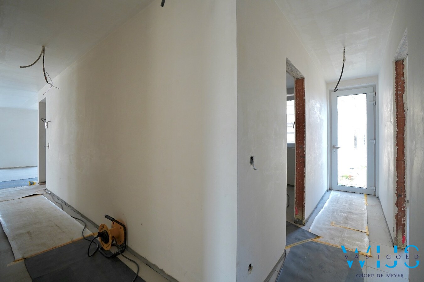 Ruim gelijkvloers nieuwbouwappartement met tuin en 2 terrassen 