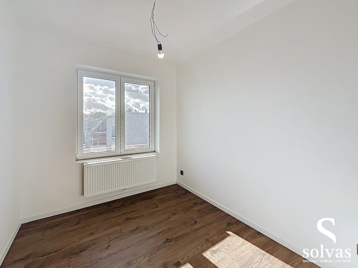 Gerenoveerd appartement op goede locatie te Gent! 