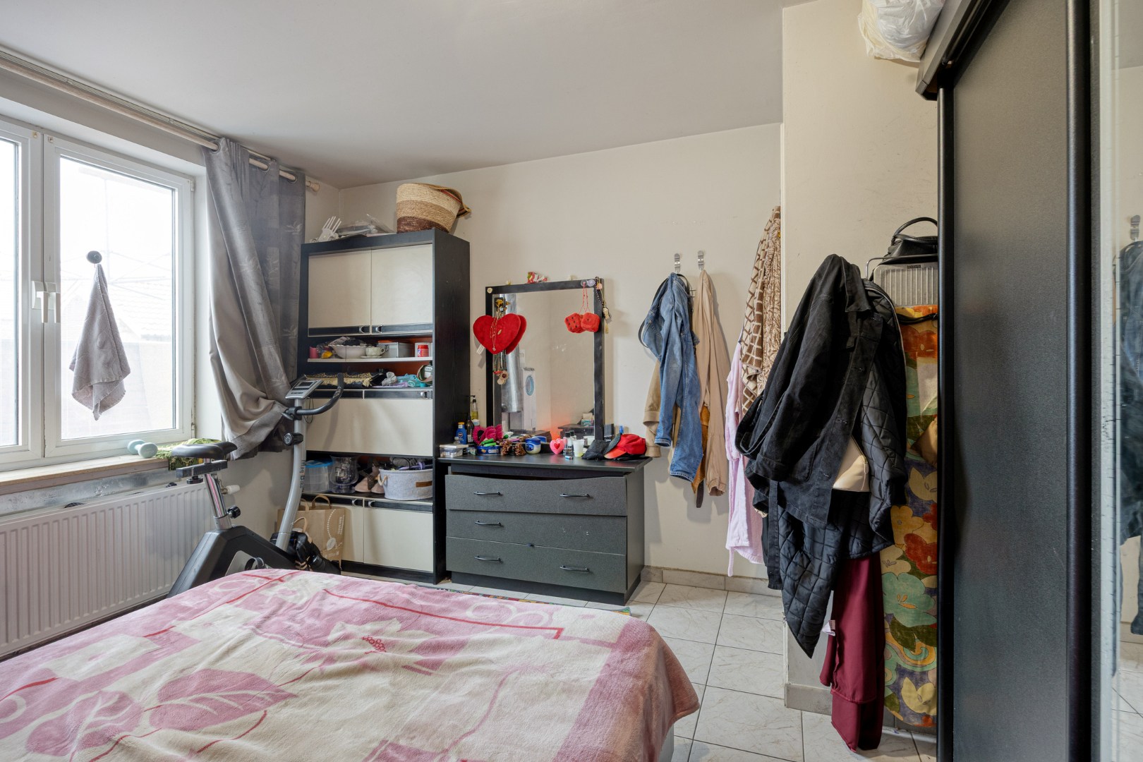 Gelijkvloers appartement met 2 slaapkamers ruim terras, garage en kelderberging in Tienen! - bewoonbare opp. 76m² -  EPC 251 kWh/m² 