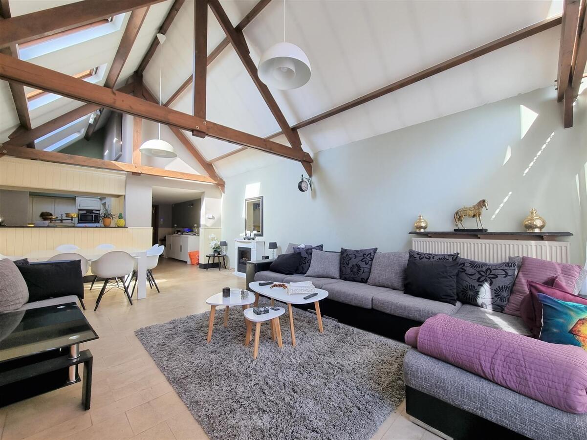 Ruime, instapklare woning met 4 slaapkamers, garage &amp; terras - Knokke 