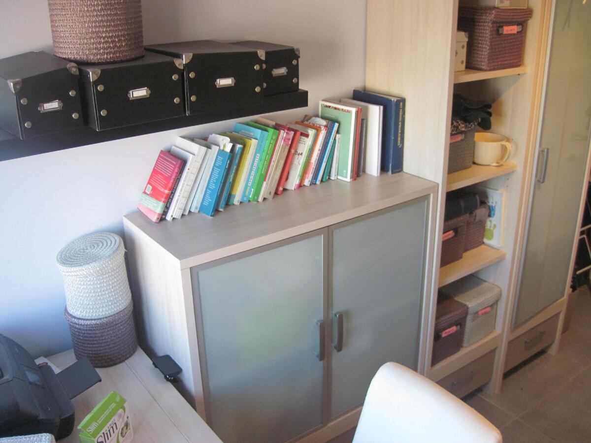 Ruim 2-slp-appartement met groot zonneterras én garage. Geen vaste kosten ! 