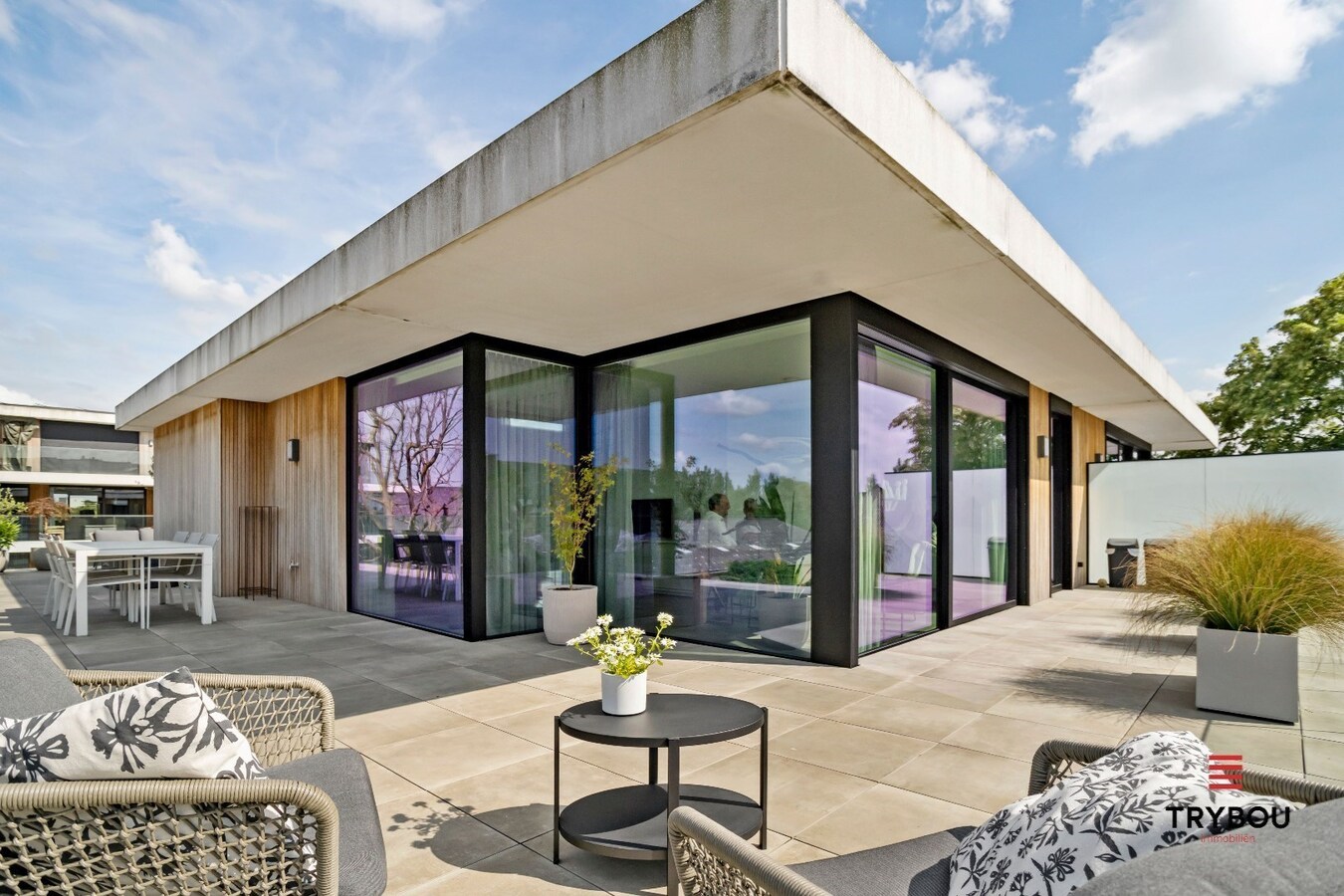 Exclusieve penthouse met ruim terras (114m²) te Kortemark 