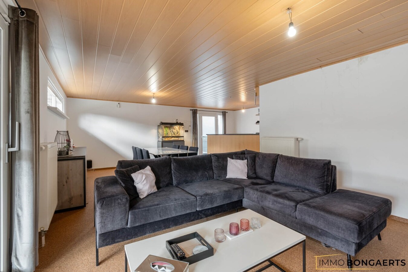 Ruime bungalow met drie slaapkamers 