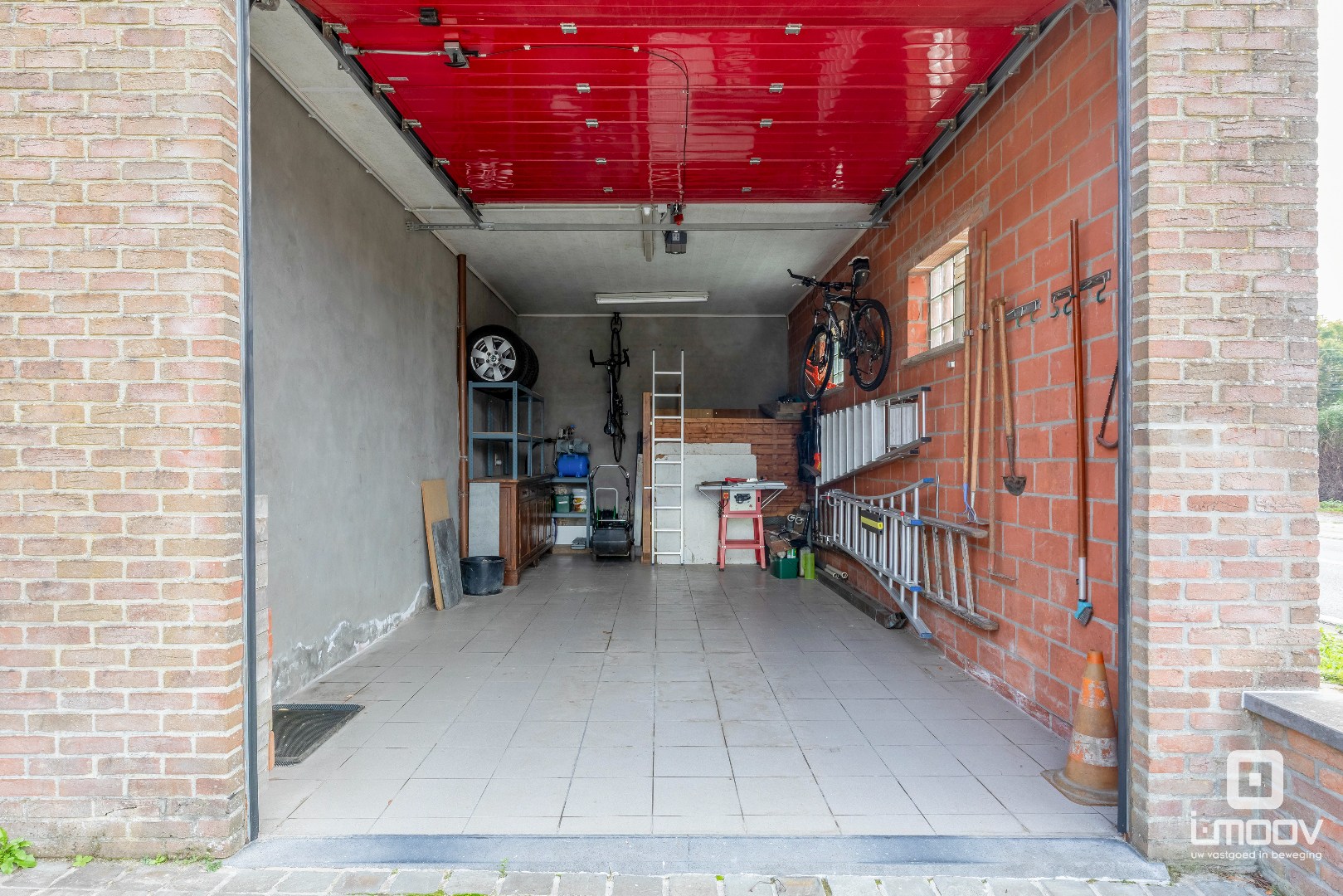 Ruime gezinswoning met 4 slaapkamers en dubbele garage te Sint-Martens-Latem 