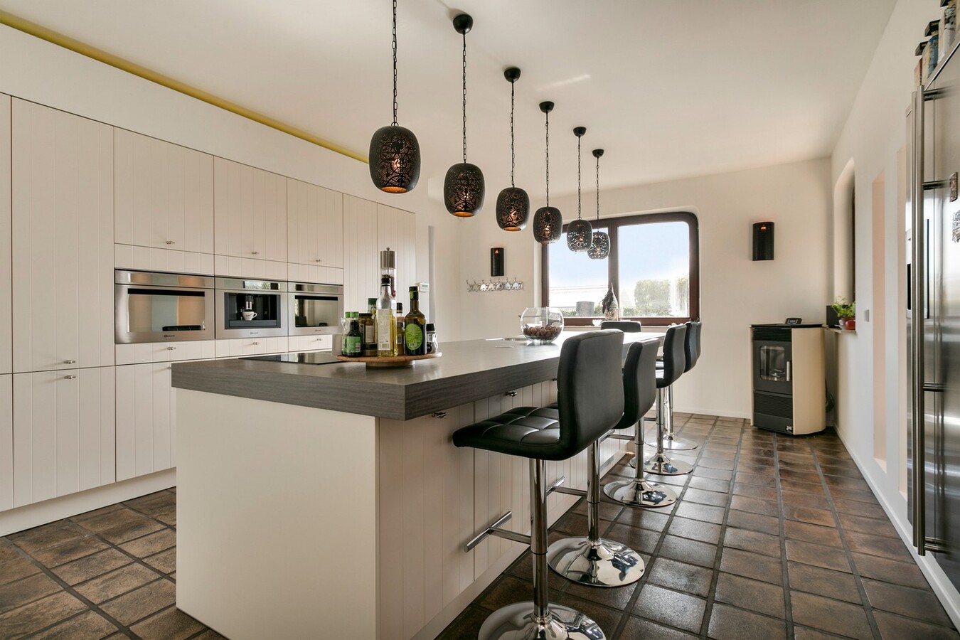 Ruime gezinswoning met polyvalente ruimte van 50 m² 